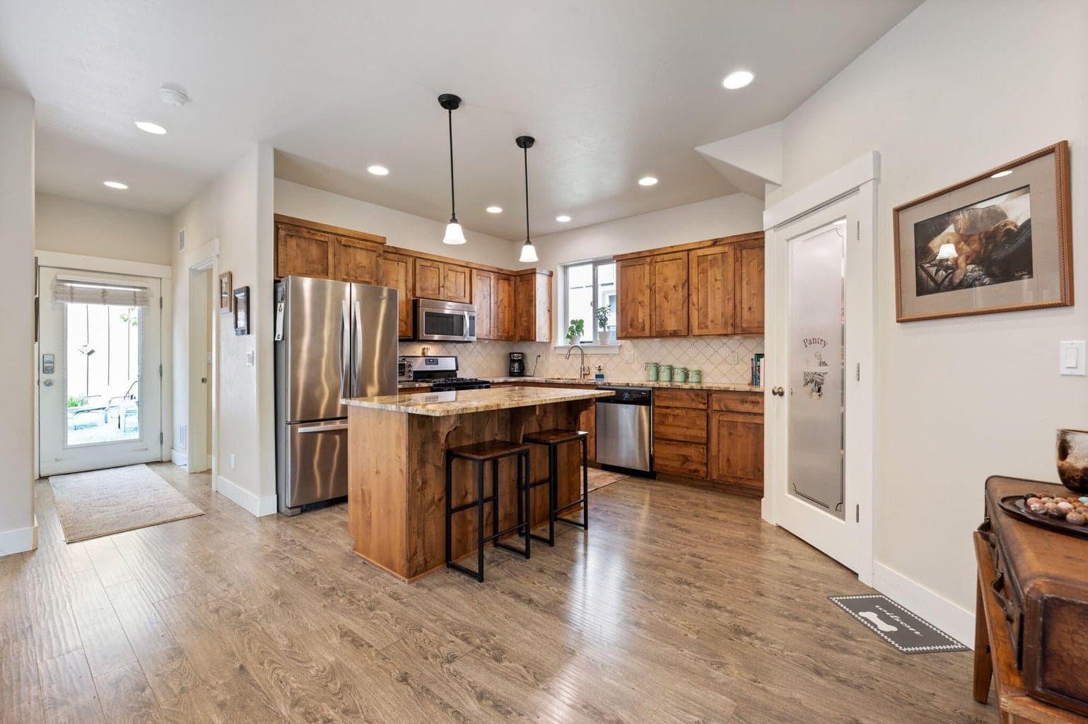 Photo of 63115 NE De Haviland Street 11 of 45