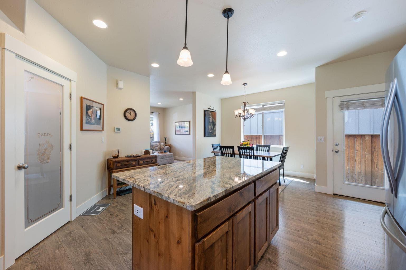 Photo of 63115 NE De Haviland Street 13 of 45