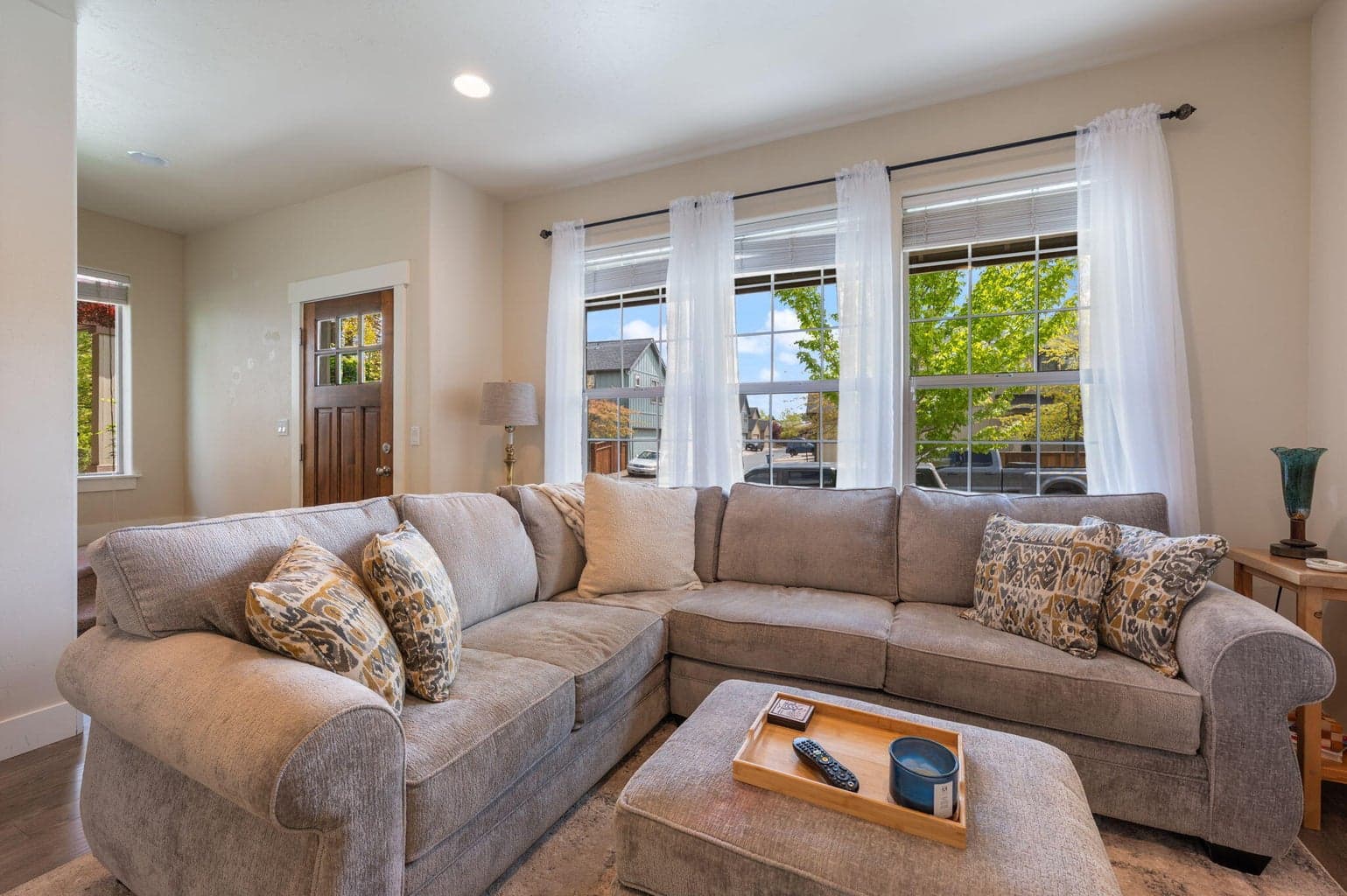 Photo of 63115 NE De Haviland Street 19 of 45