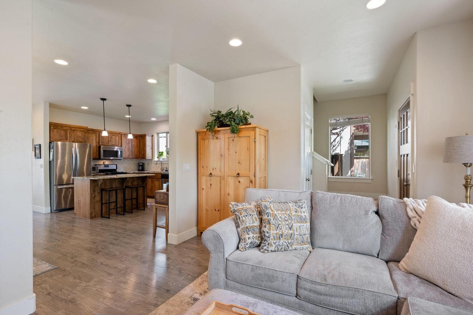 Photo of 63115 NE De Haviland Street 21 of 45