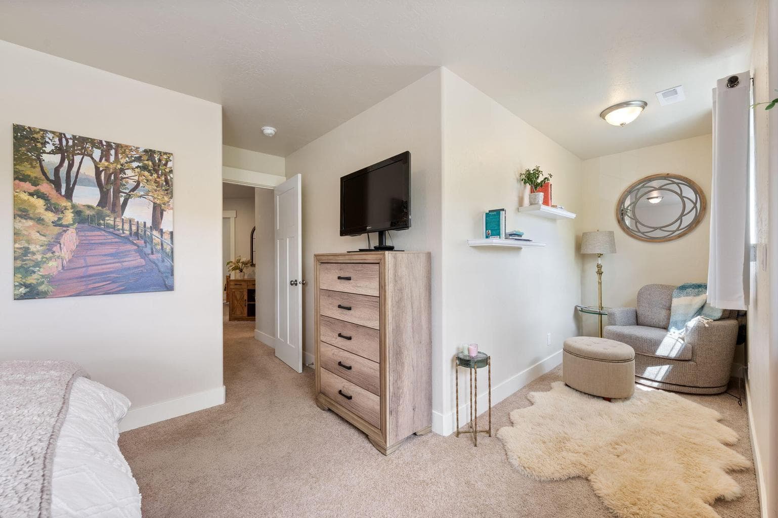 Photo of 63115 NE De Haviland Street 29 of 45