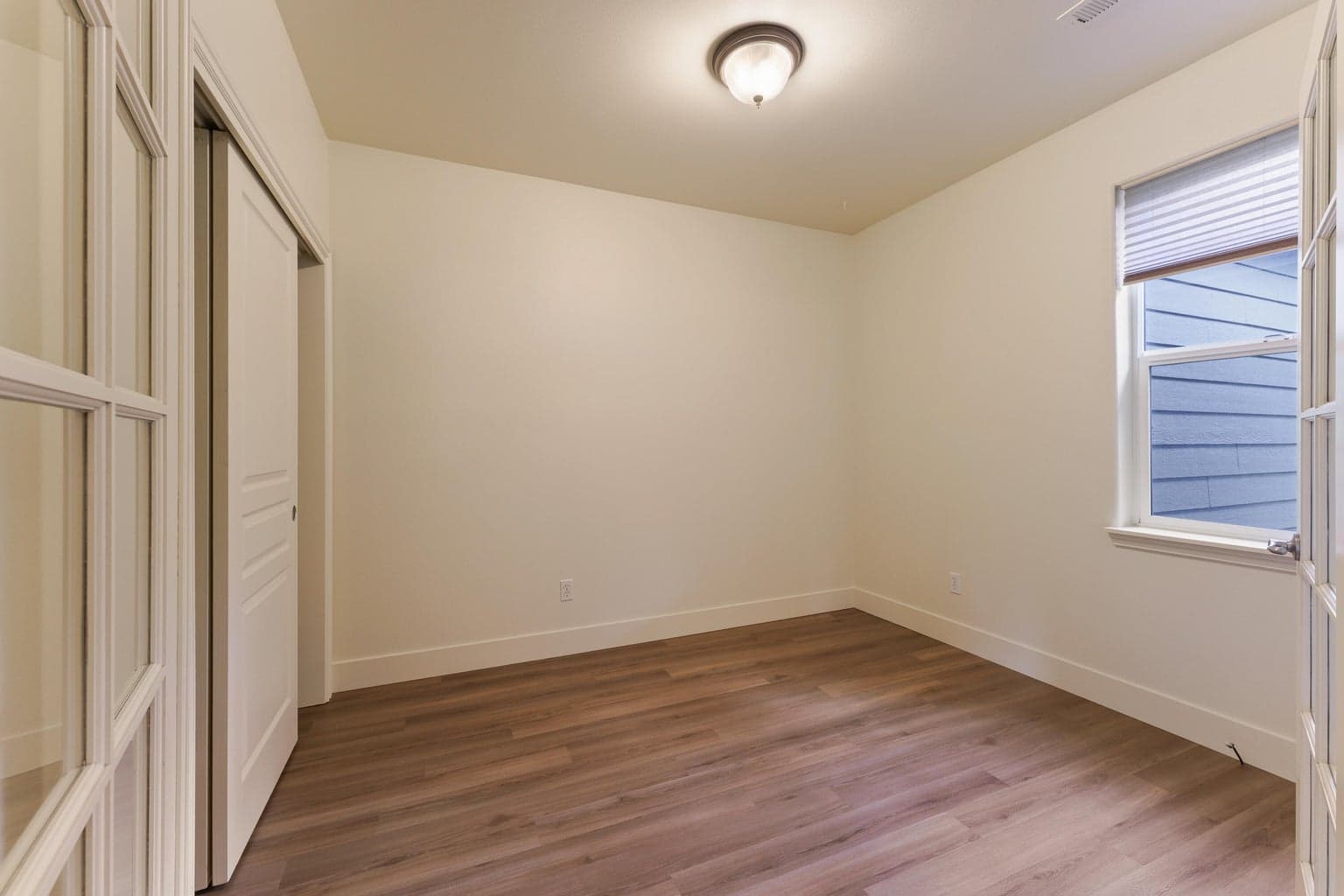 Photo of 19486 Brookside Way 11 of 27