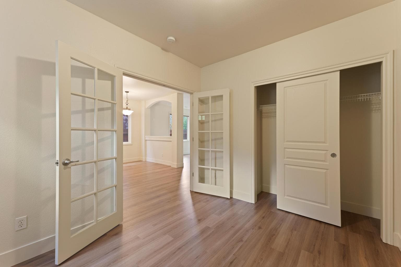 Photo of 19486 Brookside Way 12 of 27