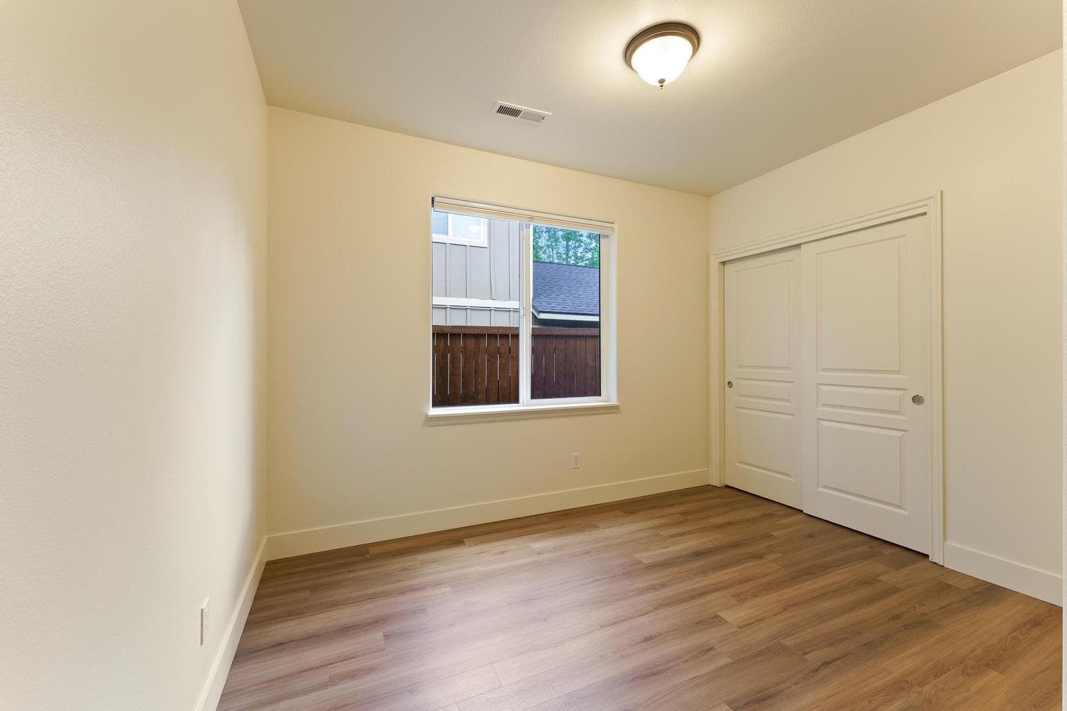 Photo of 19486 Brookside Way 26 of 27