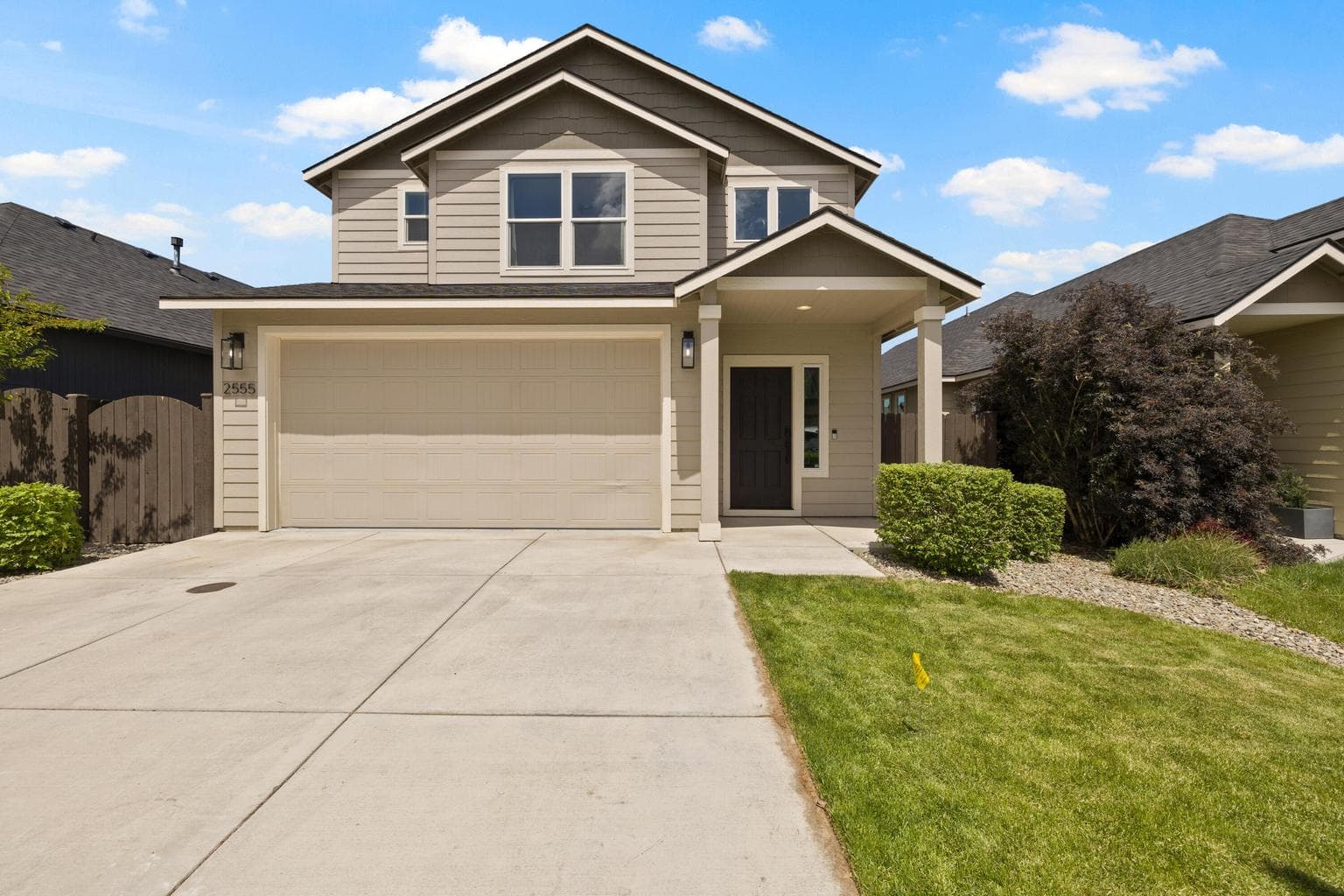 Photo of 2555 Ivy 1 of 51
