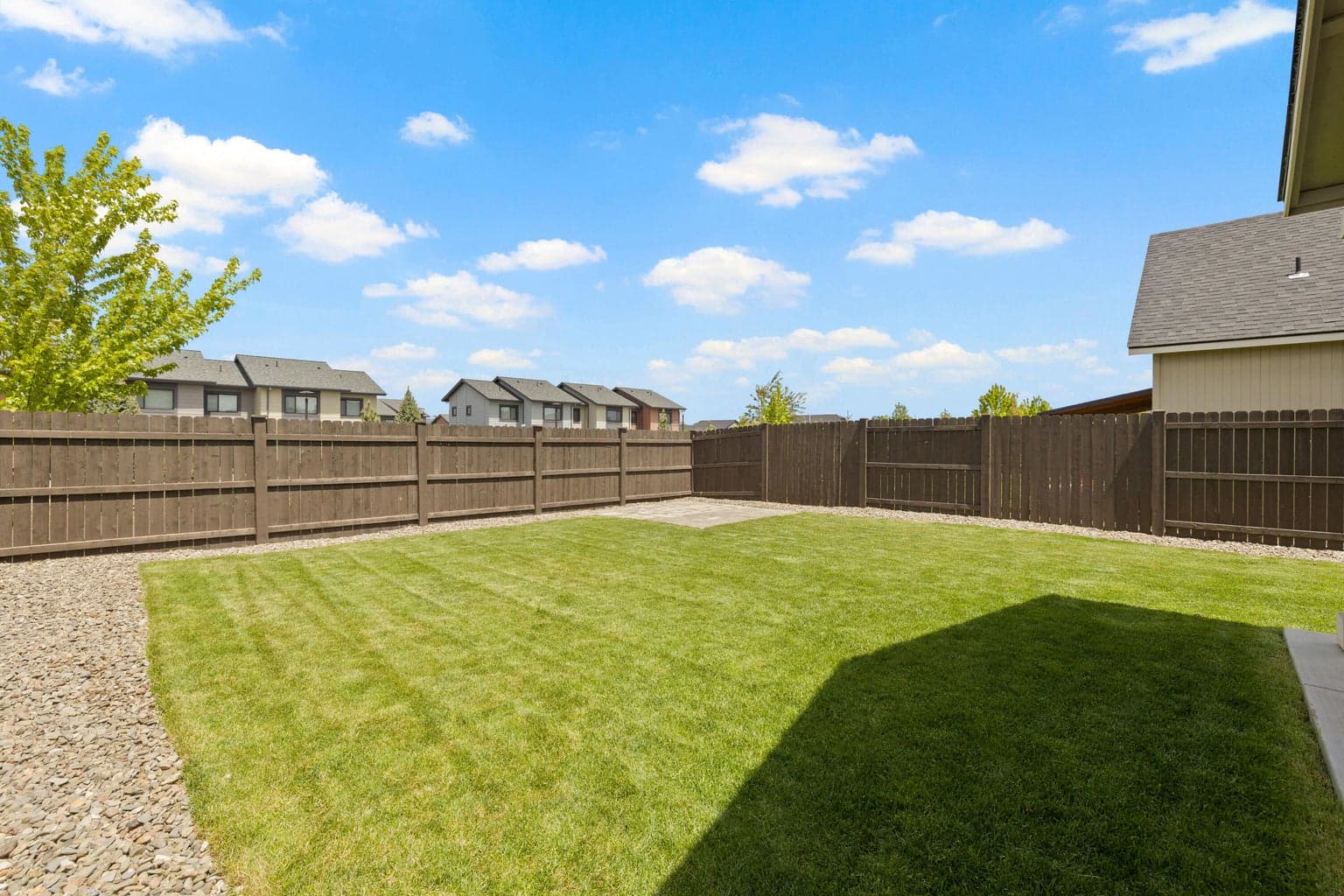Photo of 2555 NW Ivy Way 45 of 51