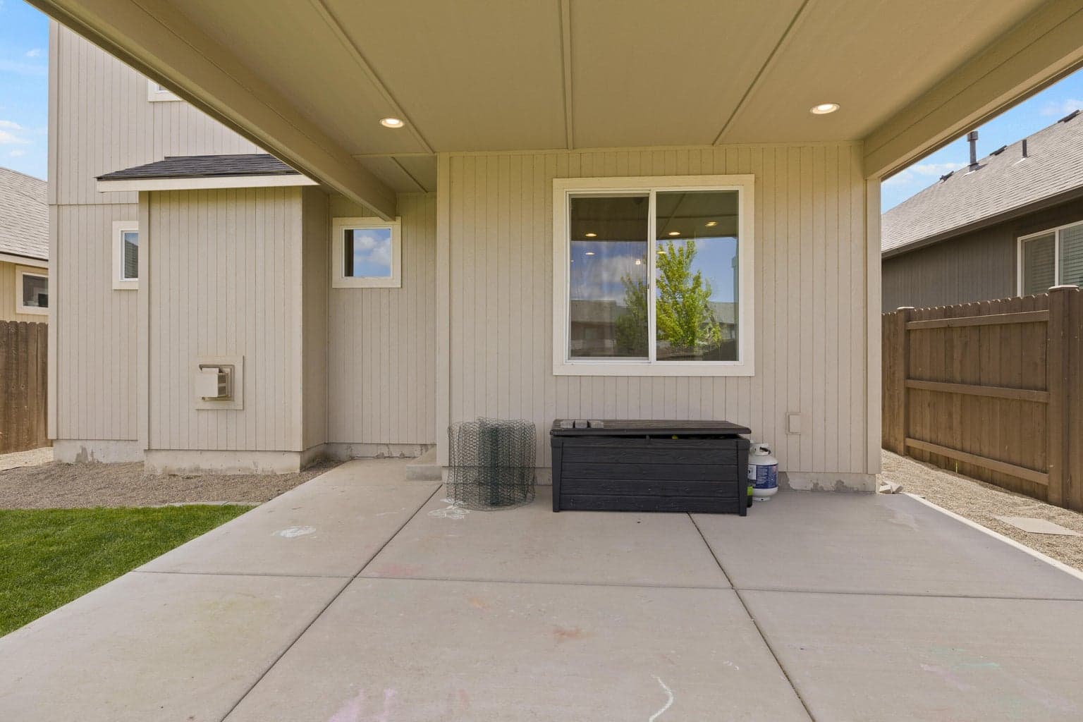 Photo of 2555 NW Ivy Way 51 of 51