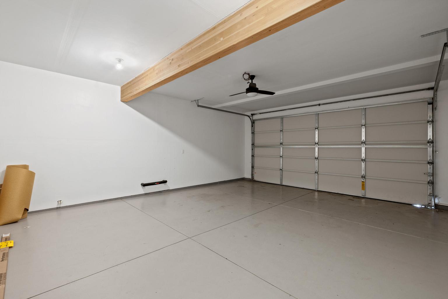 Photo of 2555 NW Ivy Way 42 of 51
