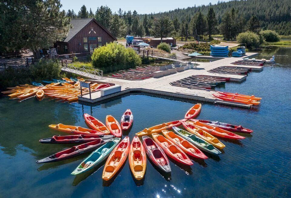 Launch your paddleboard, kayak, or raft from the marina and enjoy a flat water float to the pick up sites downriver!