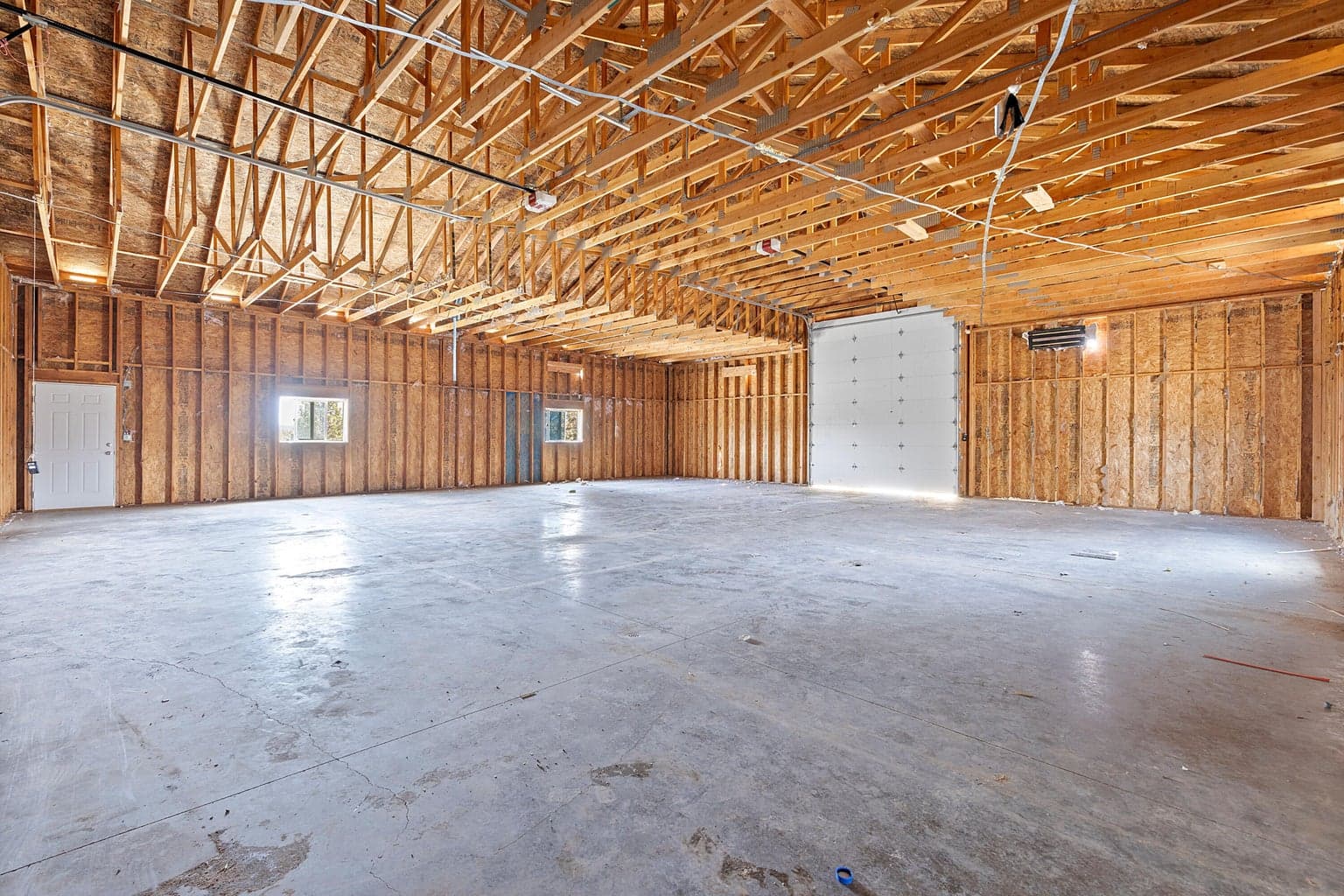 Photo of 6318 Goble 2 of 16