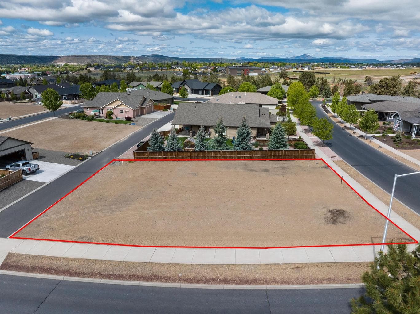 Photo of 2178 NE Kokanee Way 13 of 14