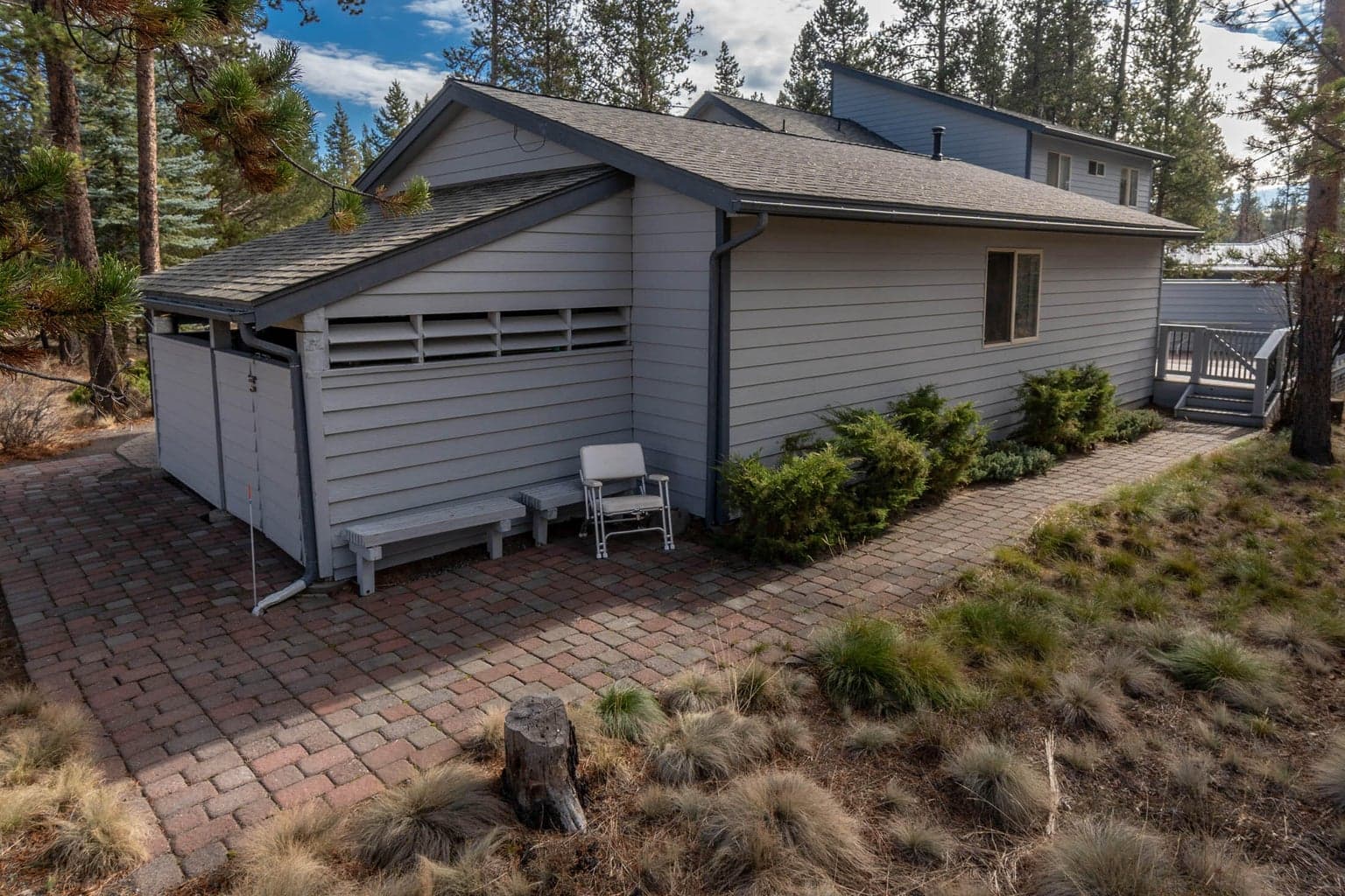 Photo of 57817 Mt Adams Lane 15 of 45