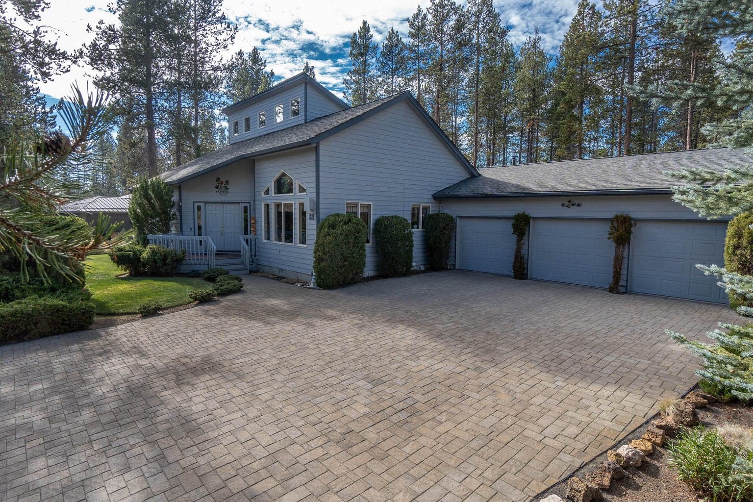 Photo of 57817 Mt Adams Lane 16 of 45