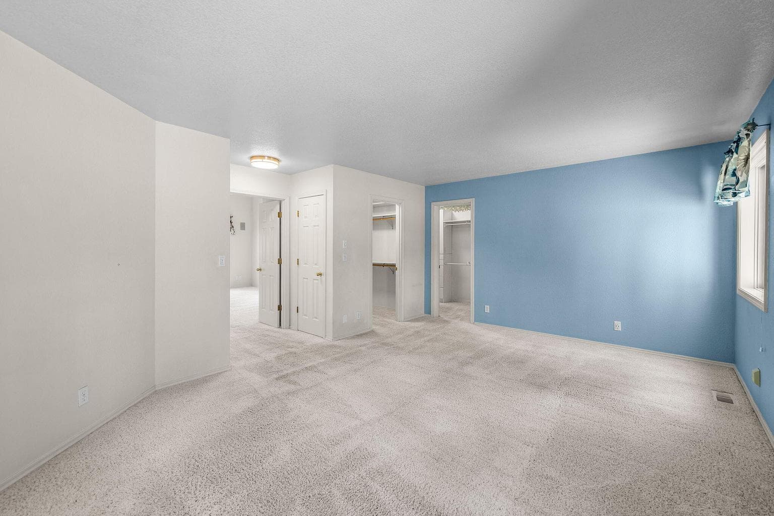 Photo of 57817 Mt Adams Lane 22 of 45
