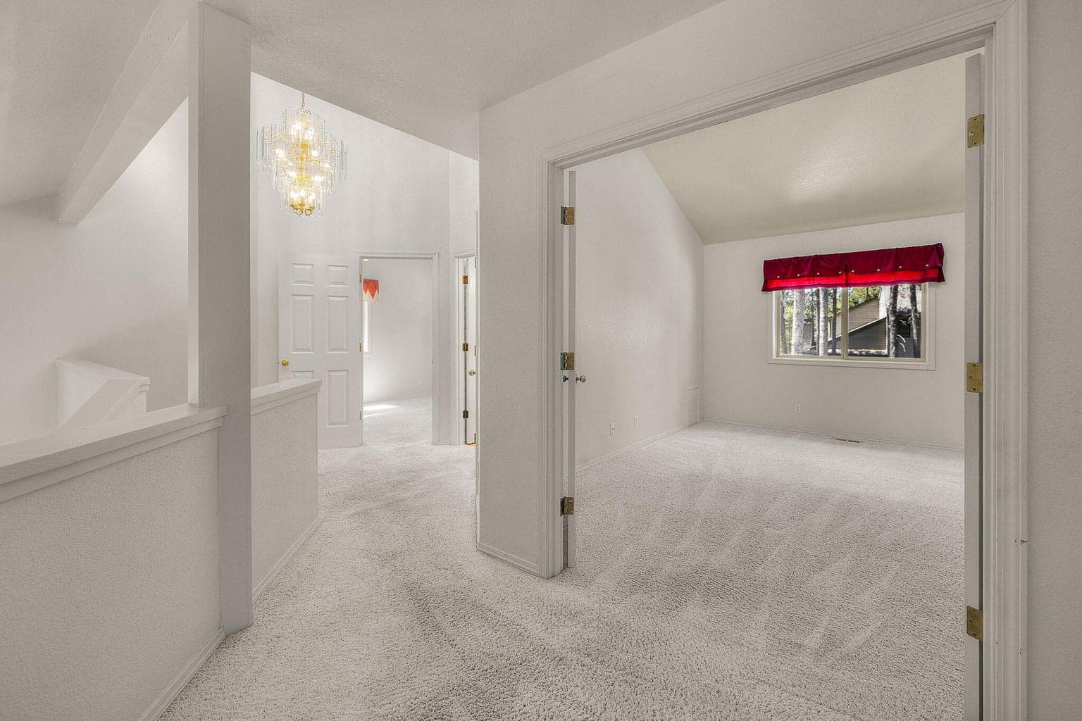 Photo of 57817 Mt Adams Lane 38 of 45