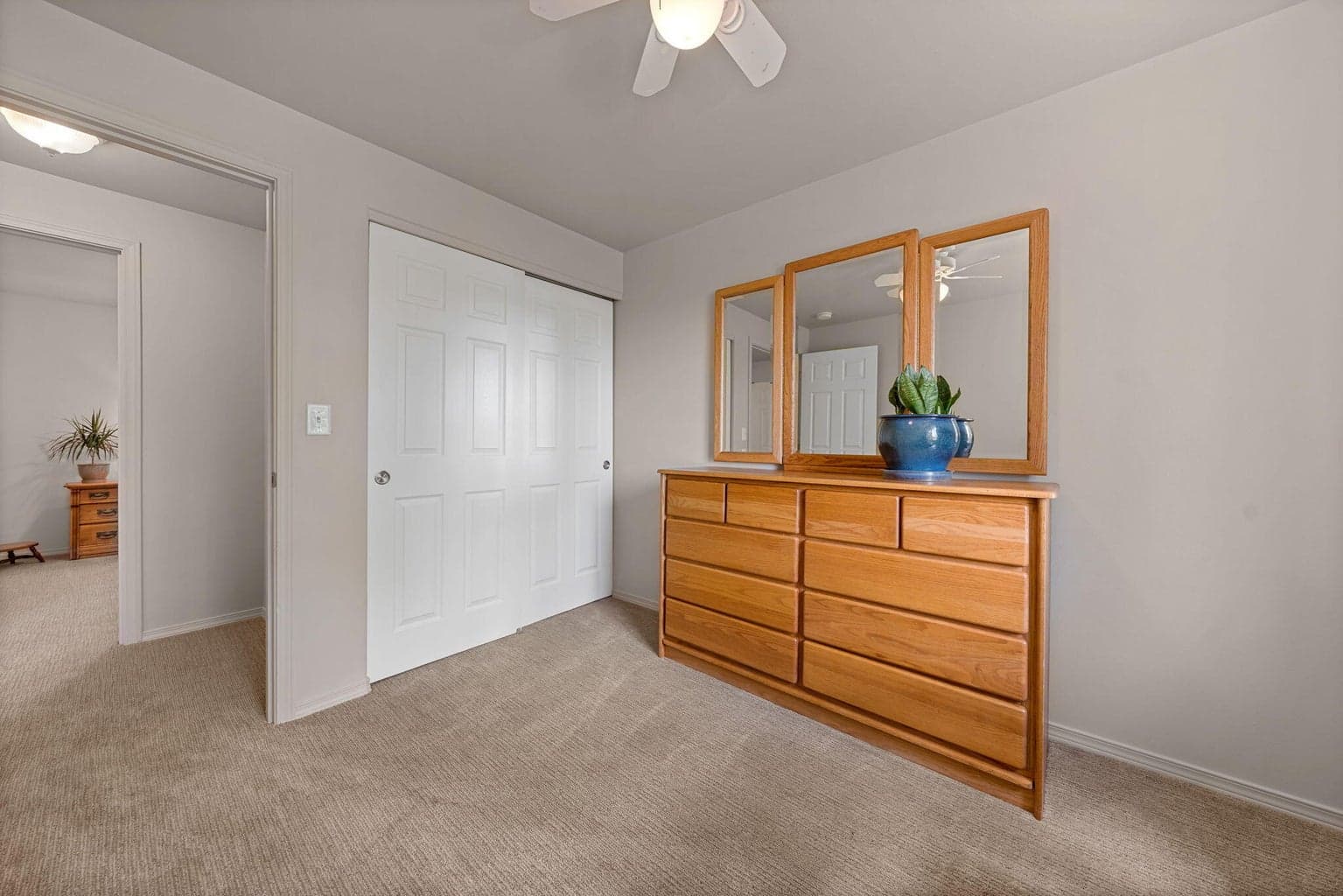 Photo of 2490 SW Cascade Mountain Avenue 36 of 38