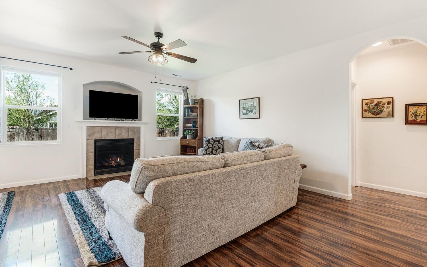 Photo of 2473 5th 5 of 23