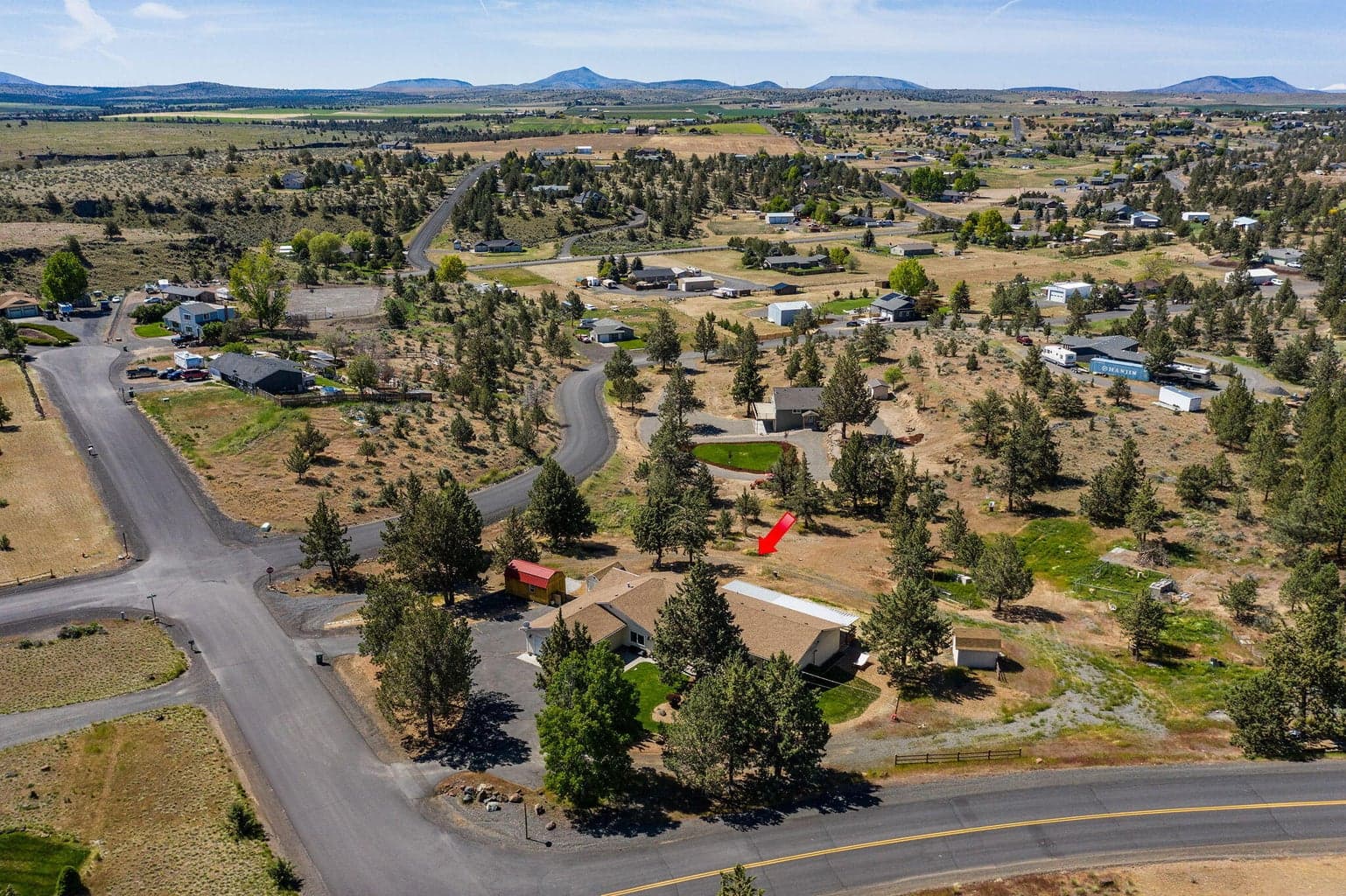 Photo of 851 SE Rancho Lane 33 of 51