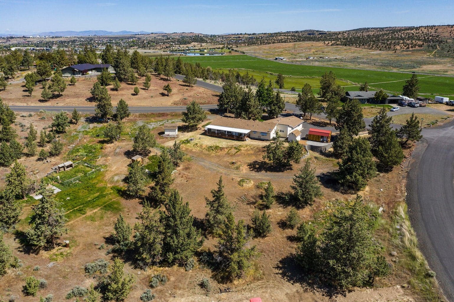 Photo of 851 SE Rancho Lane 36 of 51