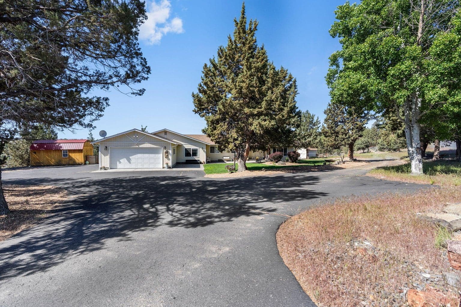 Photo of 851 SE Rancho Lane 46 of 51
