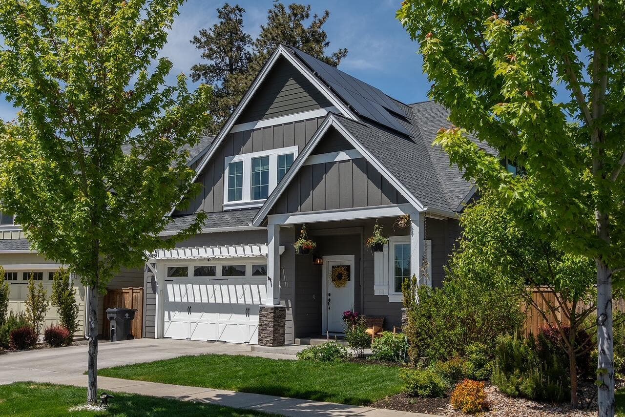 Photo of 20490 Braelen 1 of 27