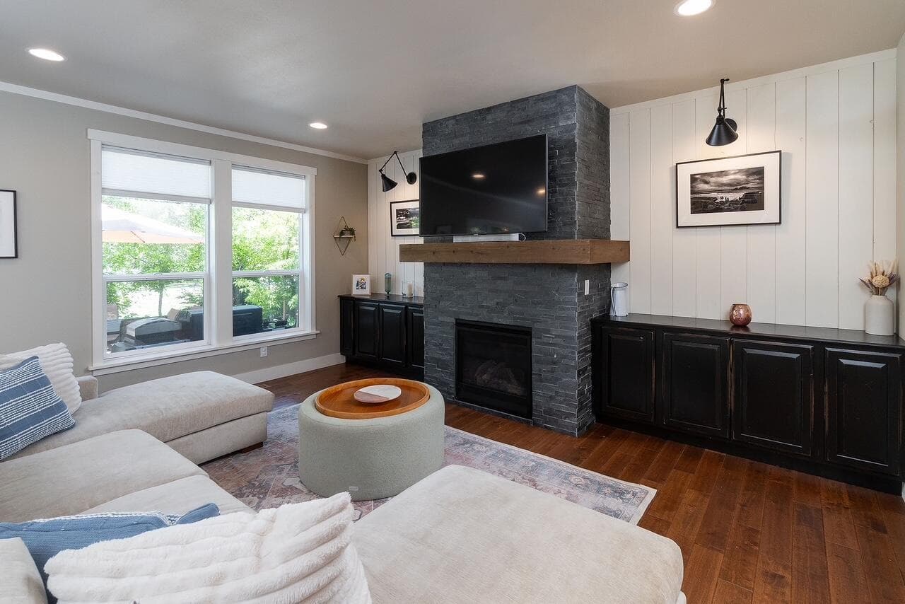 Photo of 20490 Braelen 5 of 27