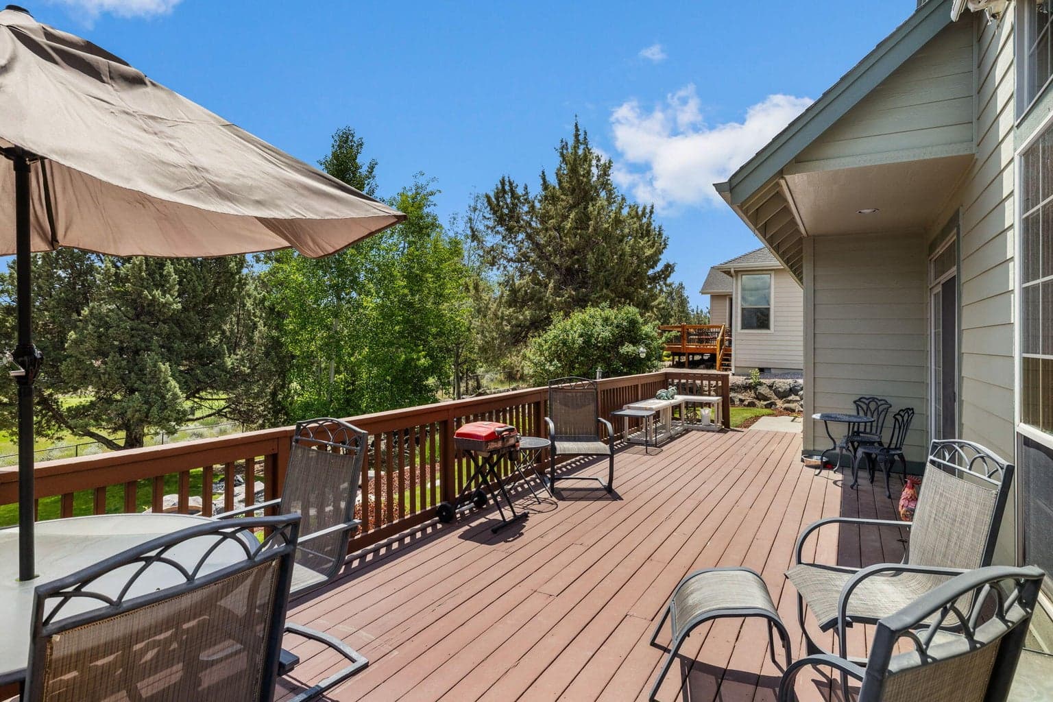 Photo of 3736 SW Tommy Armour Lane 27 of 43