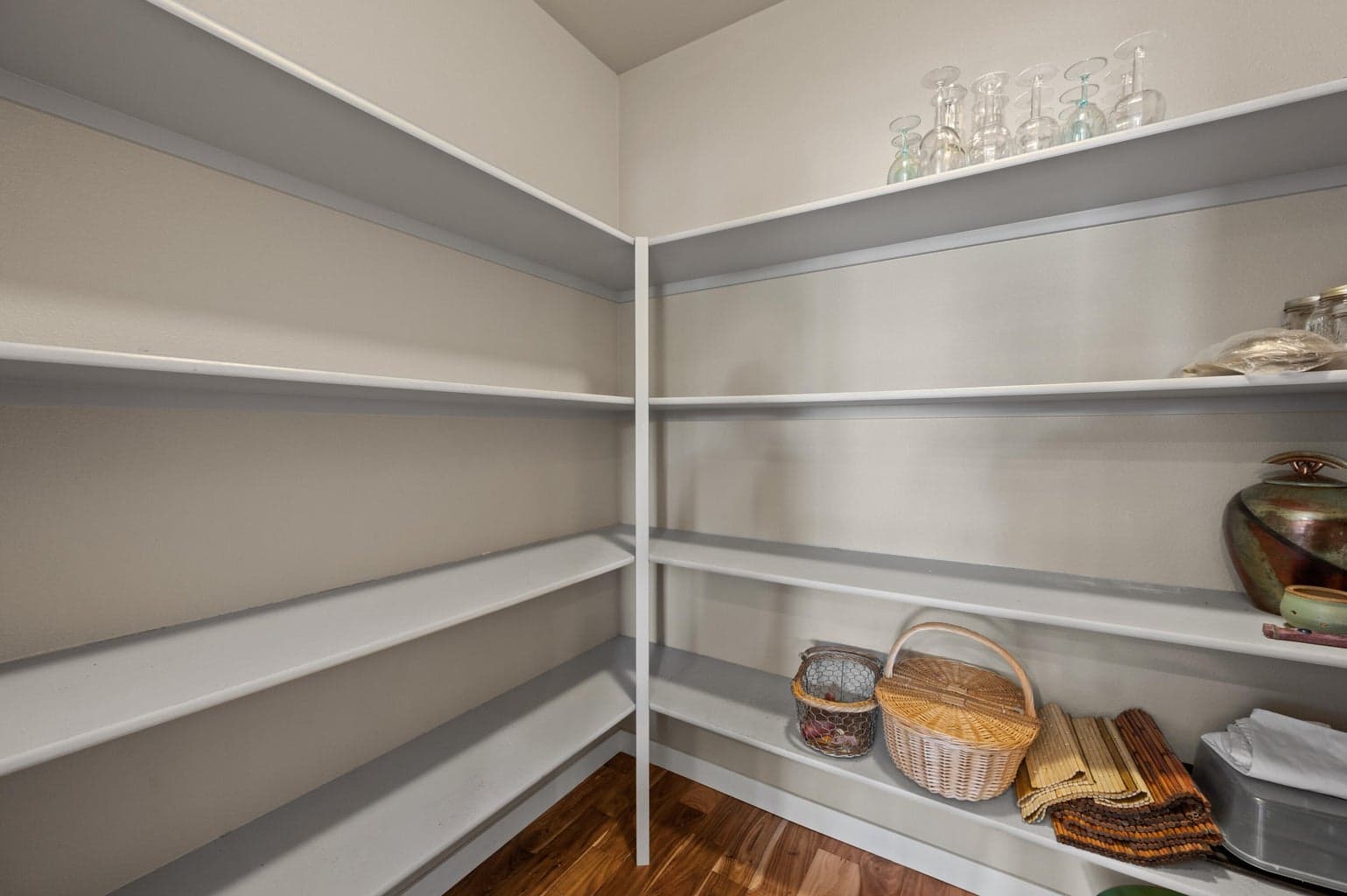 Photo of 4677 SW Volcano Avenue 17 of 35