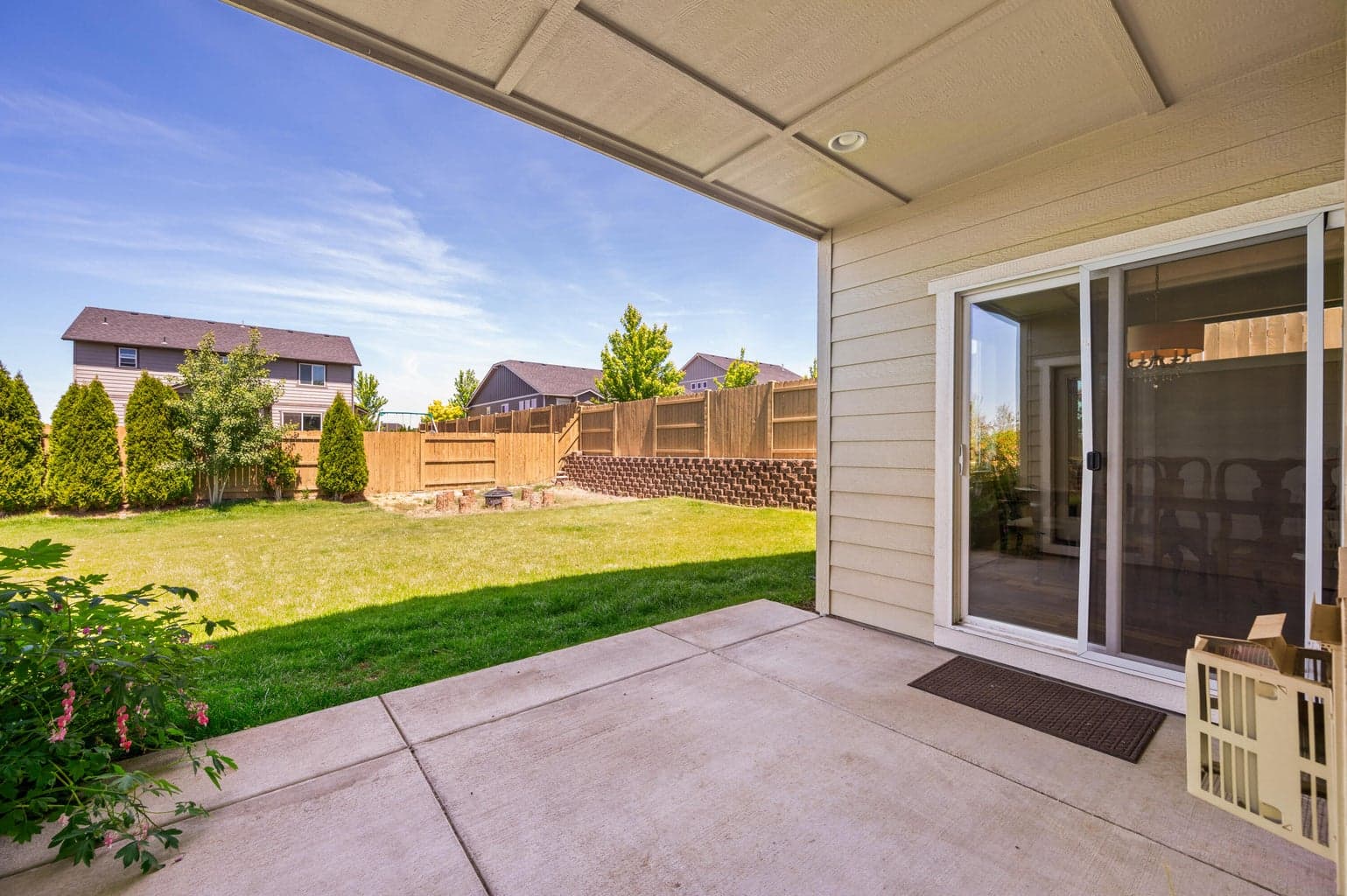 Photo of 4677 SW Volcano Avenue 26 of 35