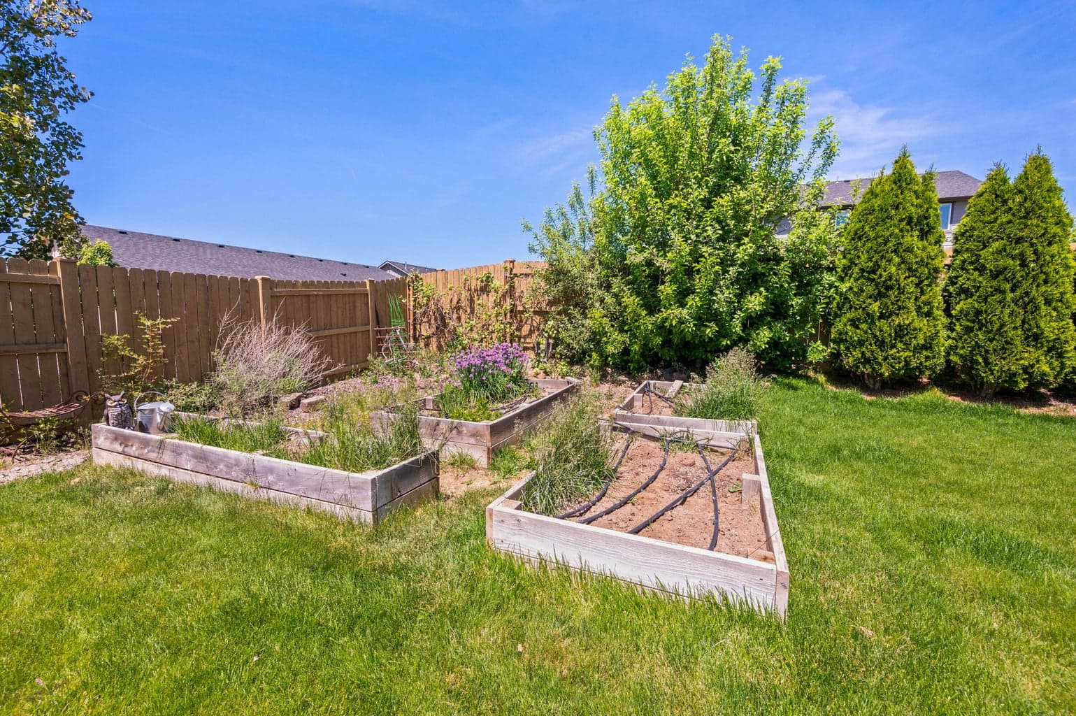 Photo of 4677 SW Volcano Avenue 30 of 35