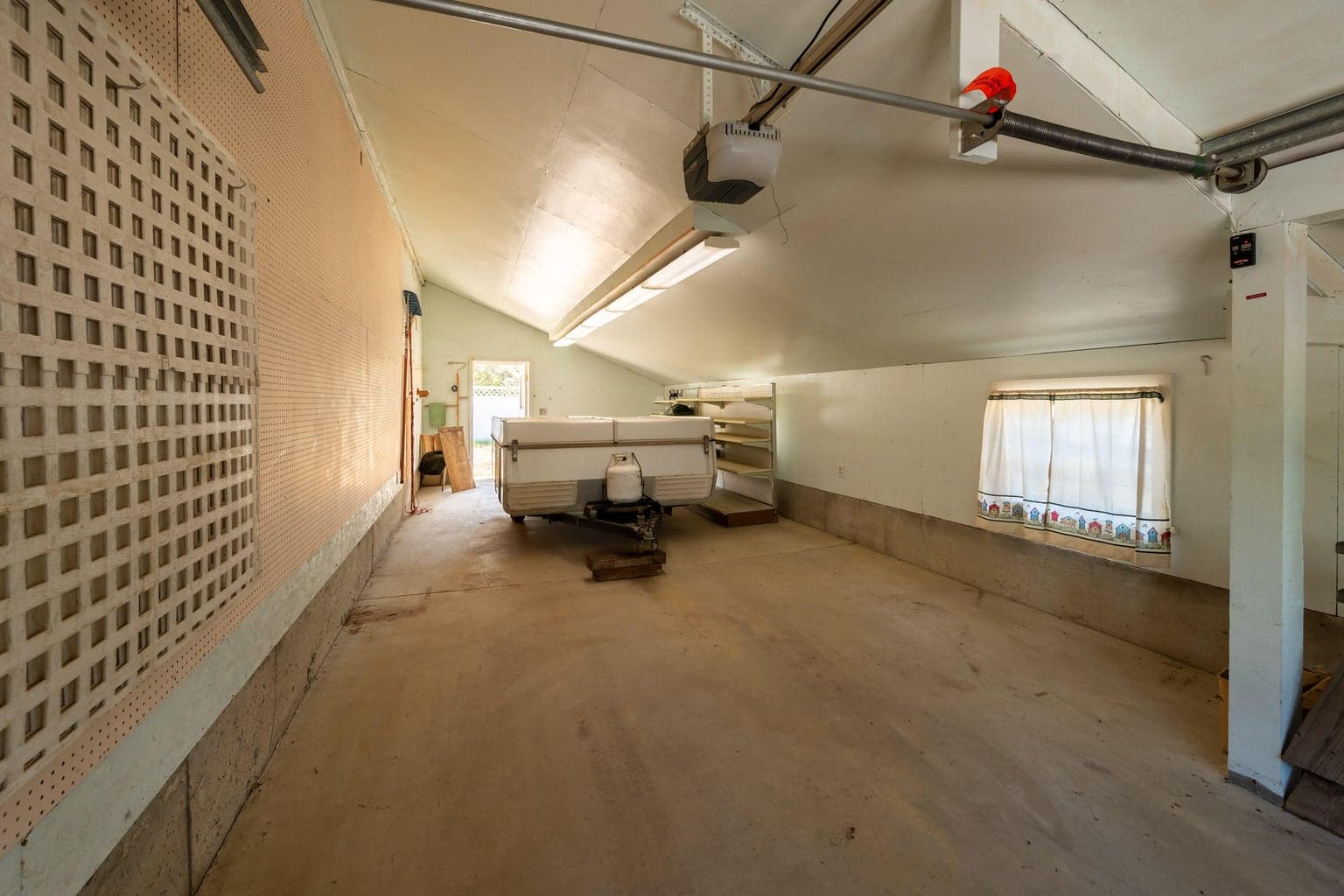 Photo of 16683 Bitterbrush Lane 31 of 50