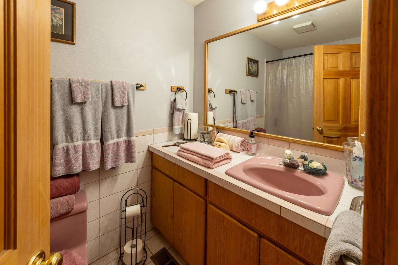 Photo of 16683 Bitterbrush Lane 20 of 50