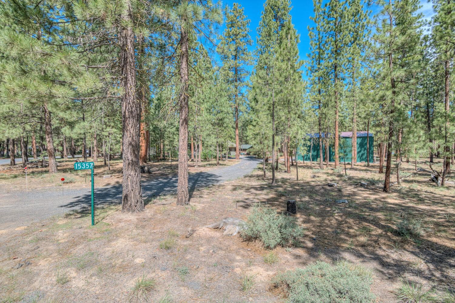 Photo of 15357 Ponderosa Loop 39 of 40