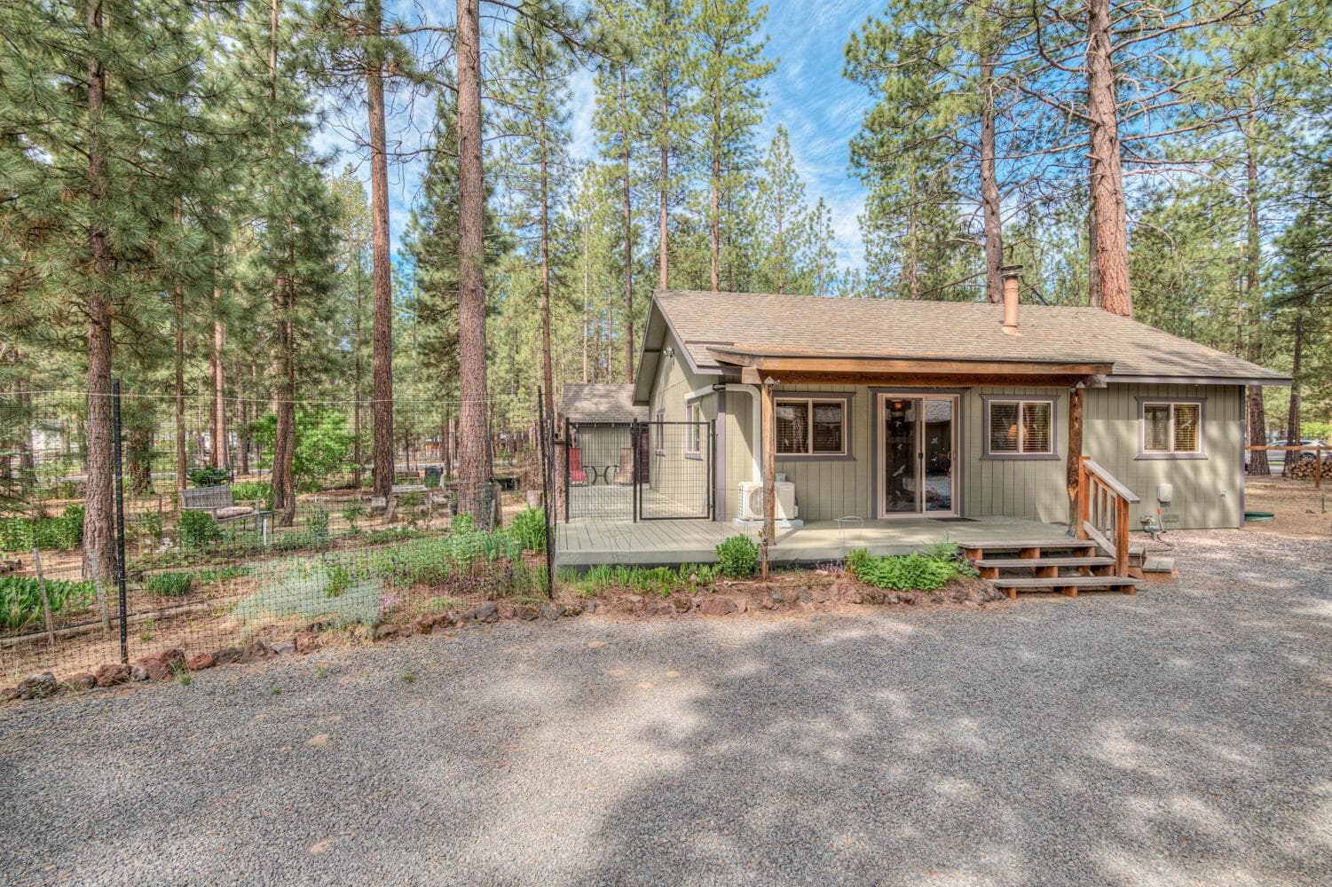 Photo of 15357 Ponderosa Loop 1 of 40