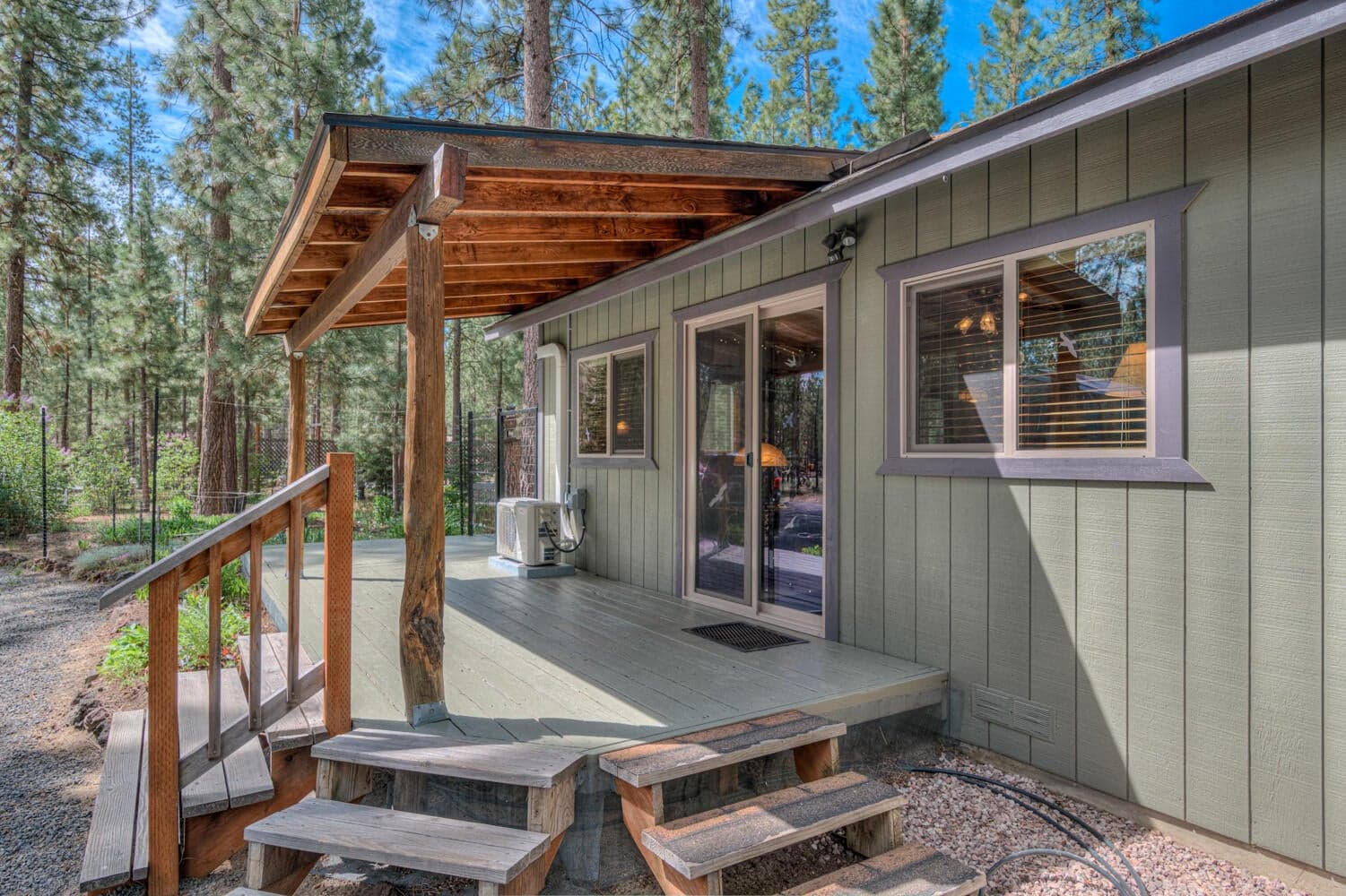 Photo of 15357 Ponderosa Loop 3 of 40