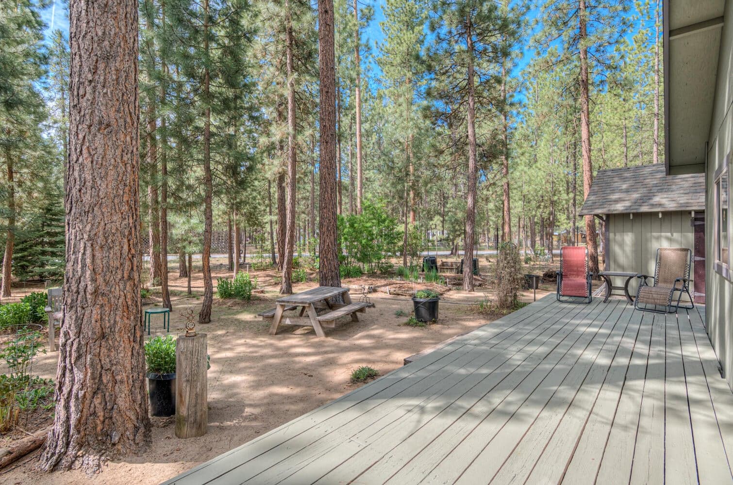 Photo of 15357 Ponderosa Loop 4 of 40
