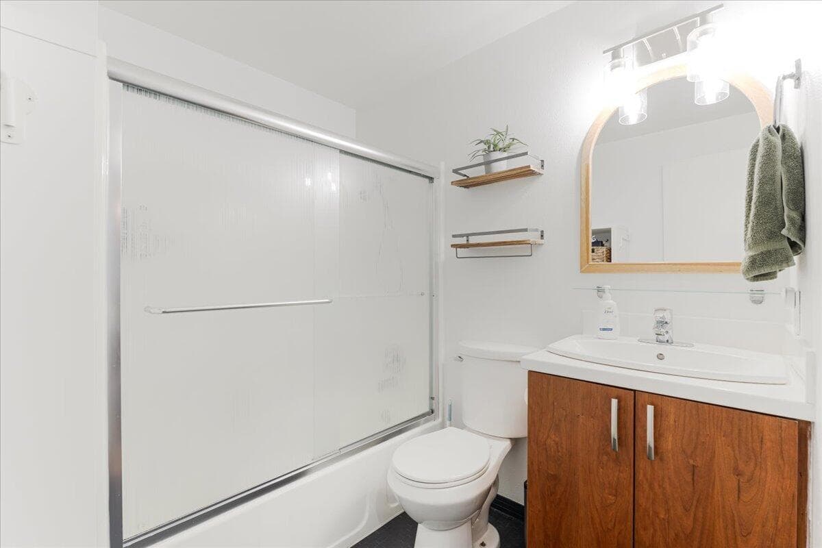 Guest bath