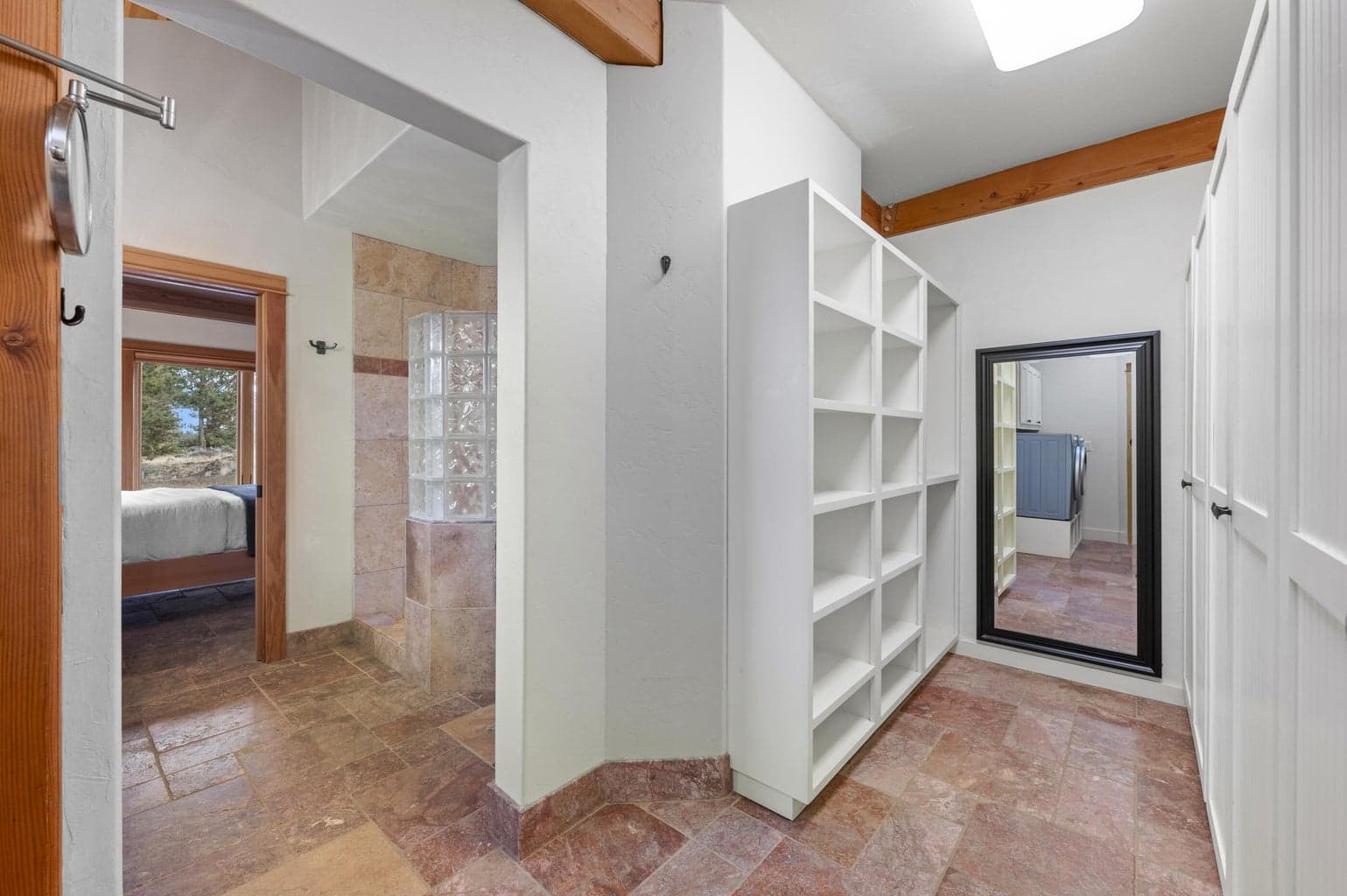 Photo of 67775 Cloverdale Road 16 of 43