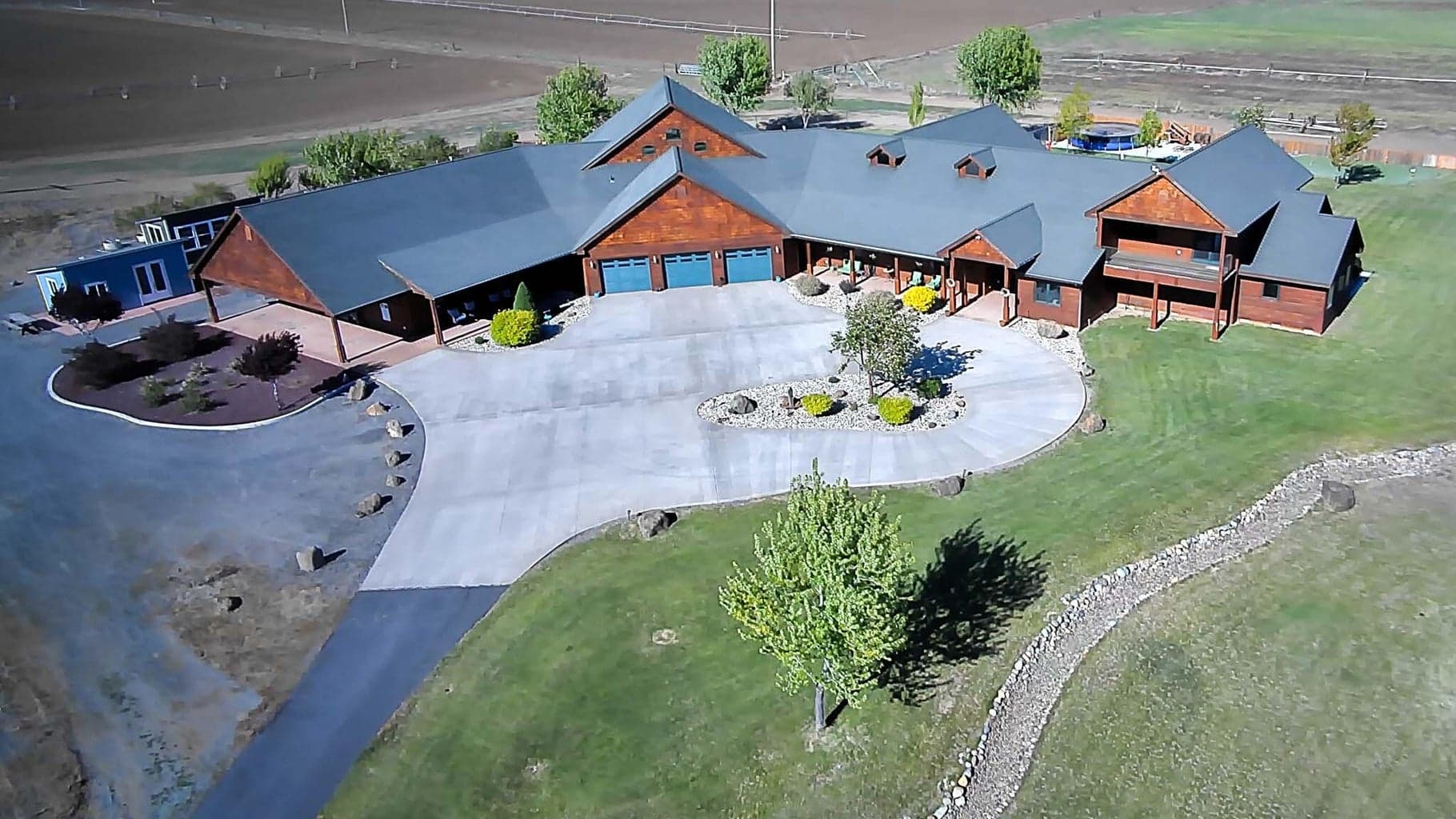 Photo of 4975 Chilly Valley 2 of 35