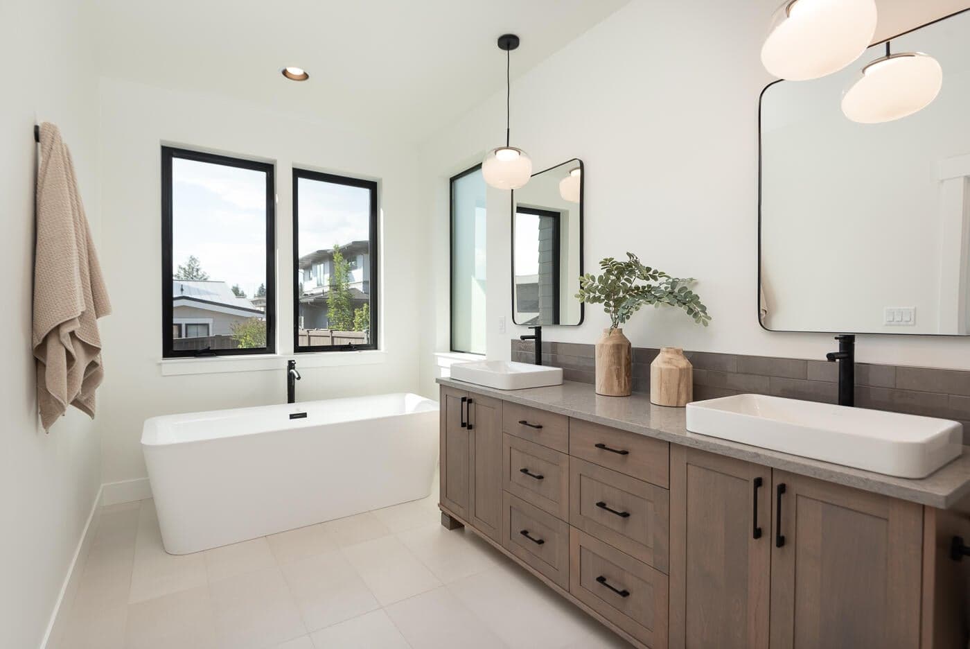 Photo of 2963 NW Polarstar Avenue 24 of 52