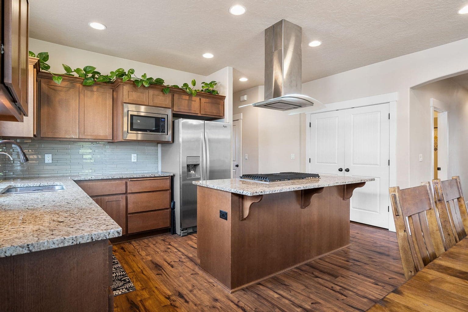 Photo of 20815 Alpine Ridge Place 7 of 48