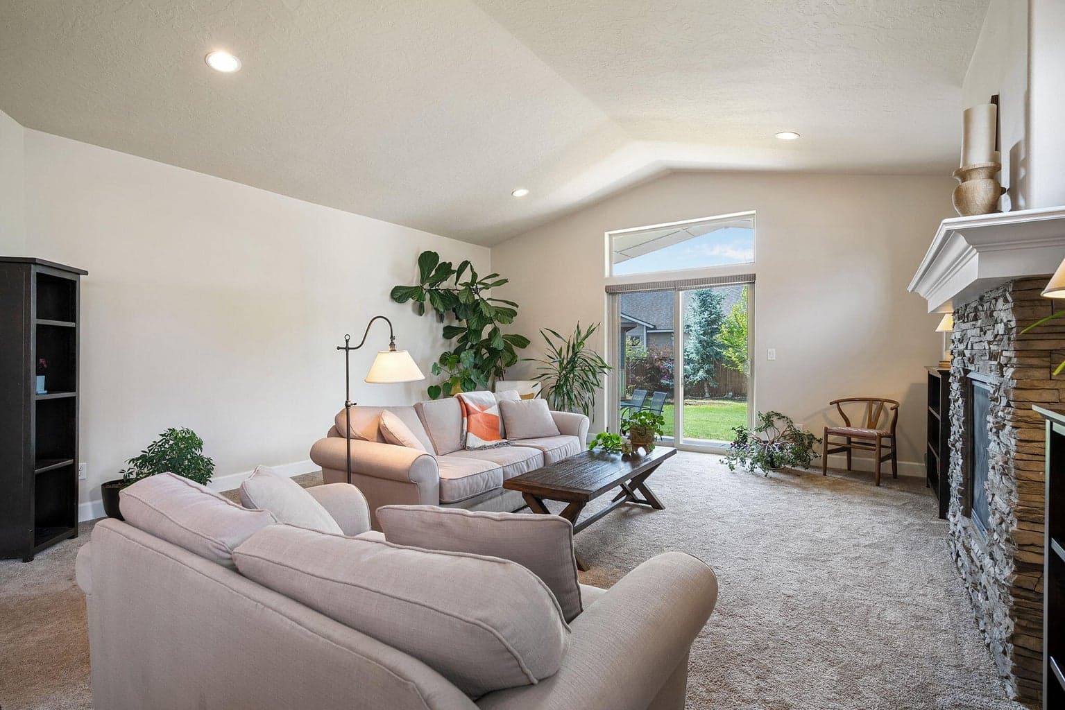 Photo of 20815 Alpine Ridge Place 11 of 48