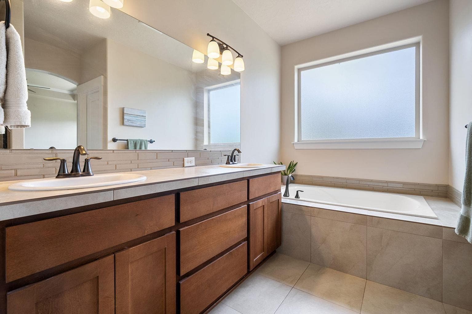Photo of 20815 Alpine Ridge Place 19 of 48