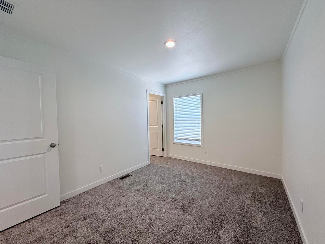 Photo of 16441 SE Creek Road 31 of 38