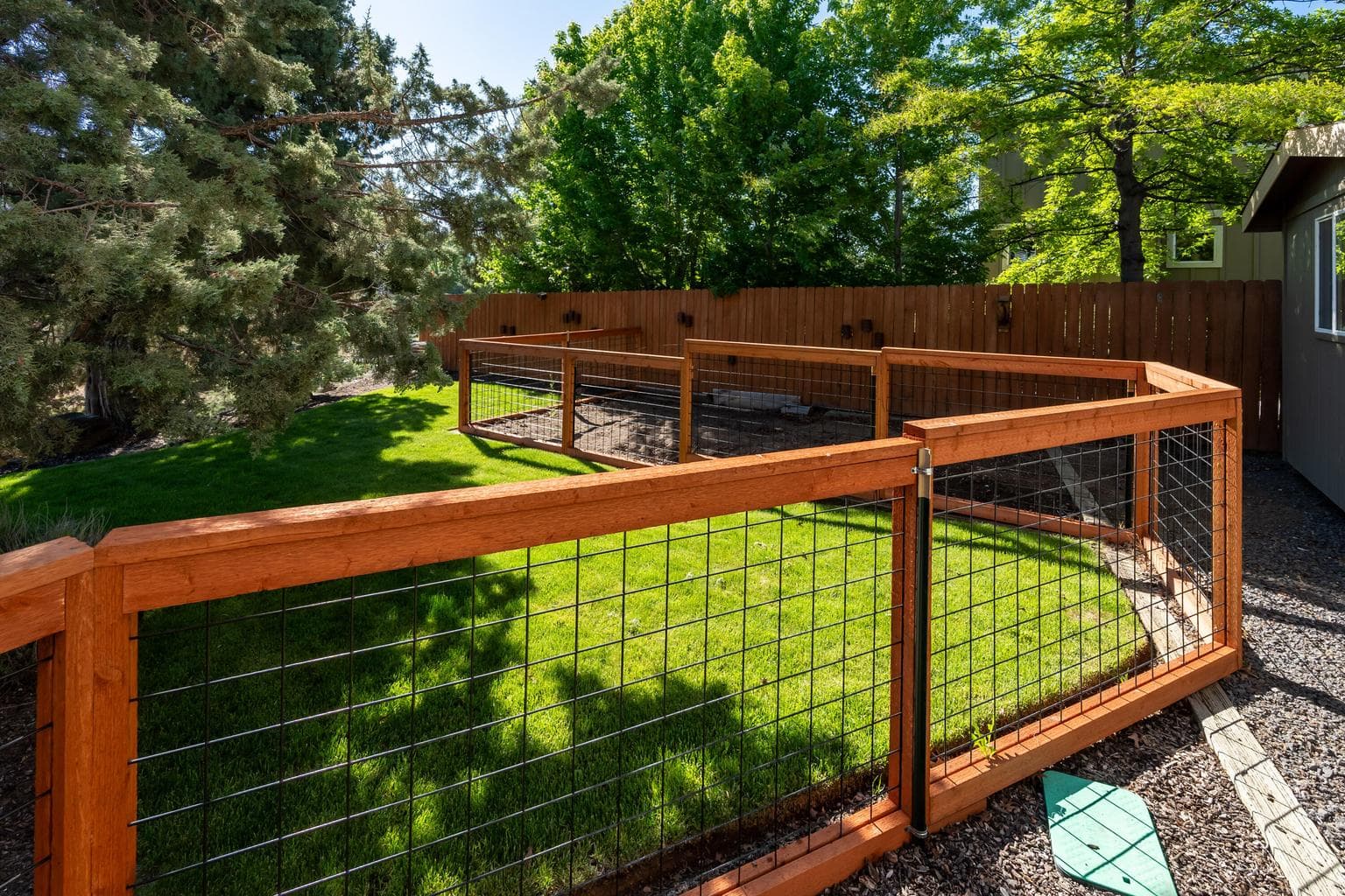 Photo of 1354 SW Rimrock Way 25 of 45