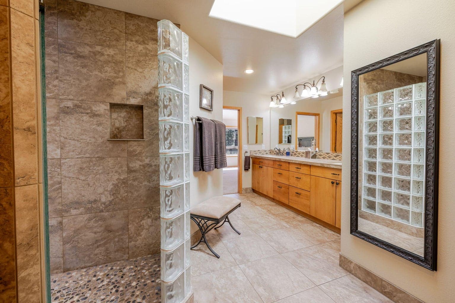 Photo of 58160 McNary Lane 18 of 48