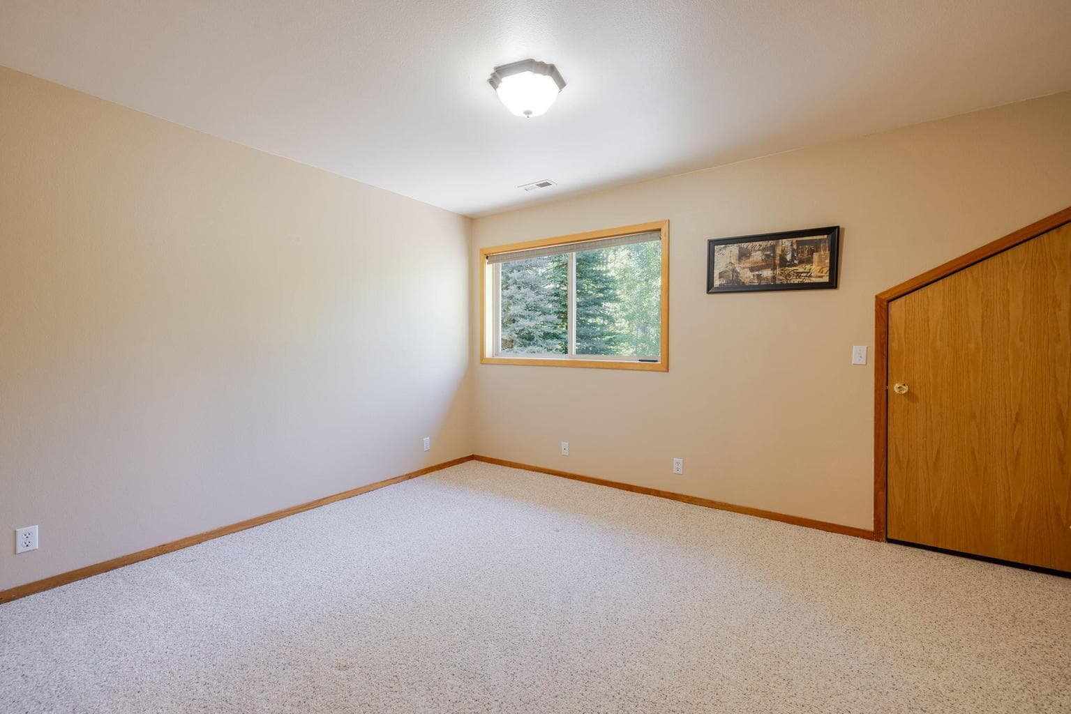 Photo of 58160 McNary Lane 26 of 48