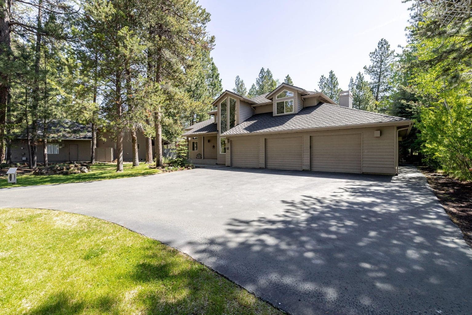 Photo of 58160 McNary Lane 3 of 48