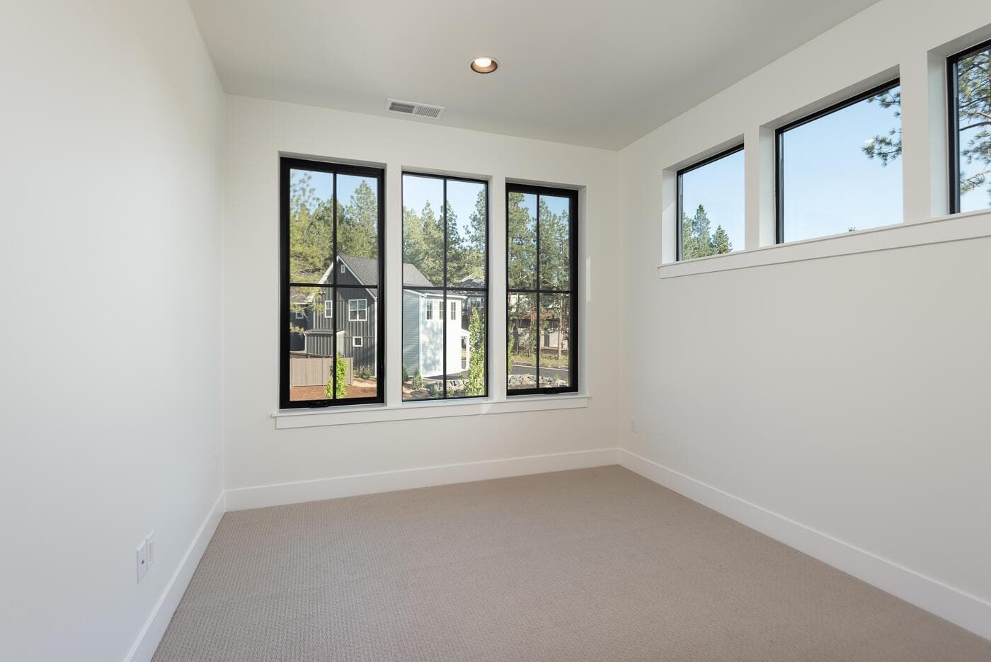 Photo of 2963 NW Polarstar Avenue 36 of 52