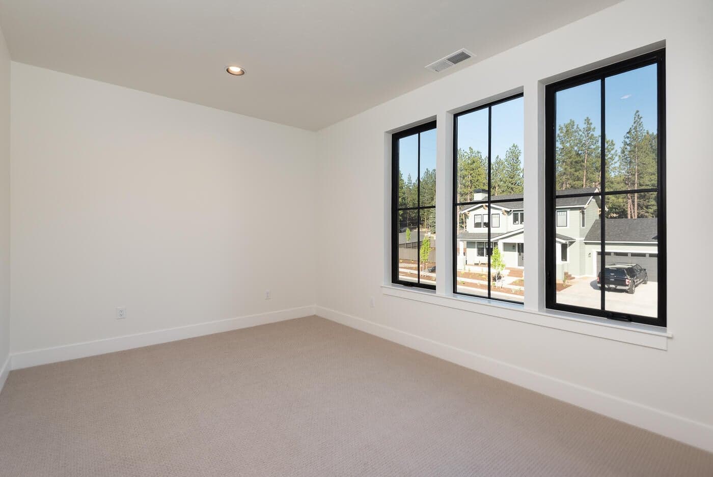 Photo of 2963 NW Polarstar Avenue 37 of 52